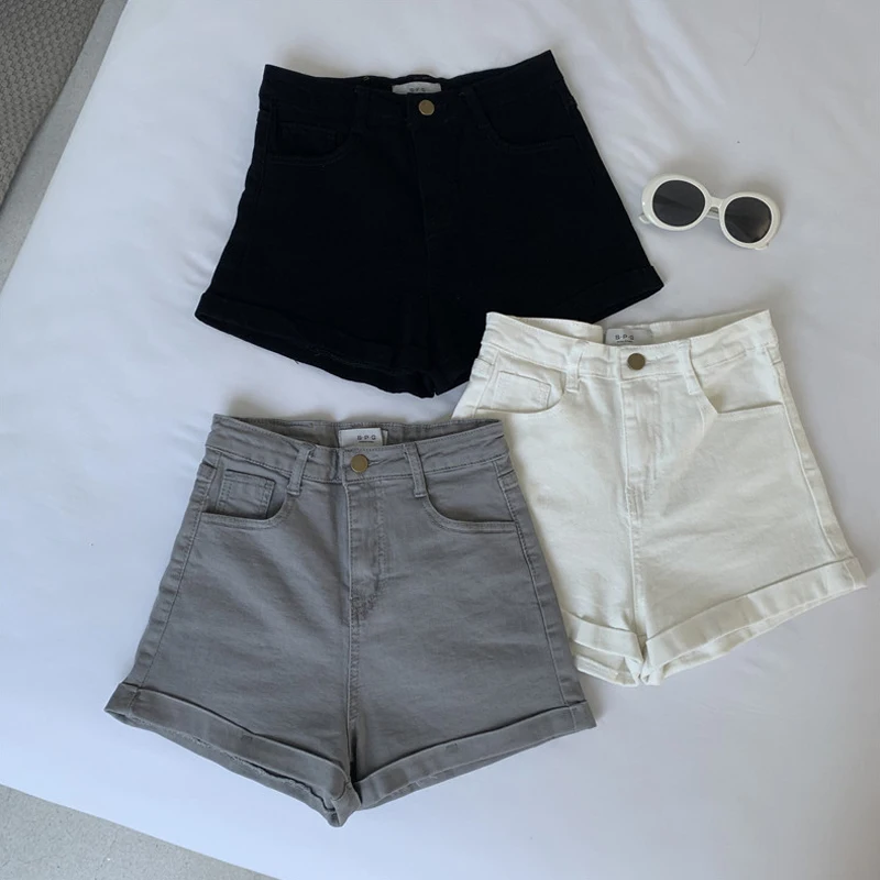 

Casual Blue Denim Shorts Women Sexy High Waist Buttons Pockets Slim Fit Shorts 2020 Summer Beach Streetwear Jeans Shorts
