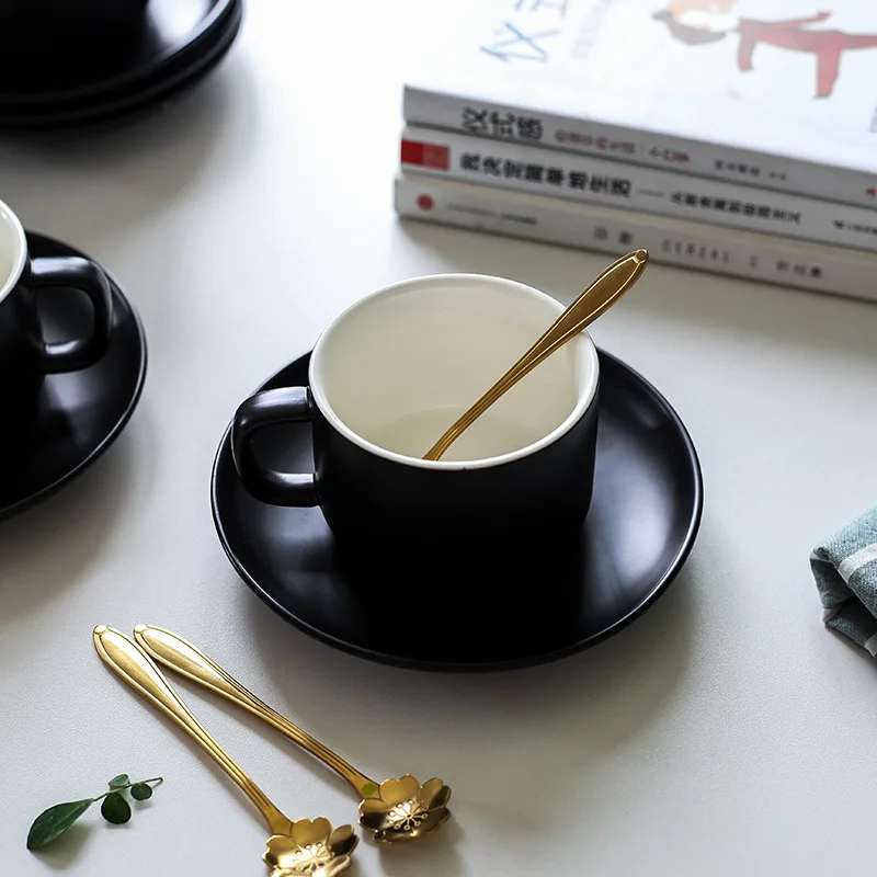 

Creative European Ceramic Coffee Cup Simple Solid Color Breakfast Reusable Coffee Cup Travel Couple Taza Cafe Home Garden BE50CU