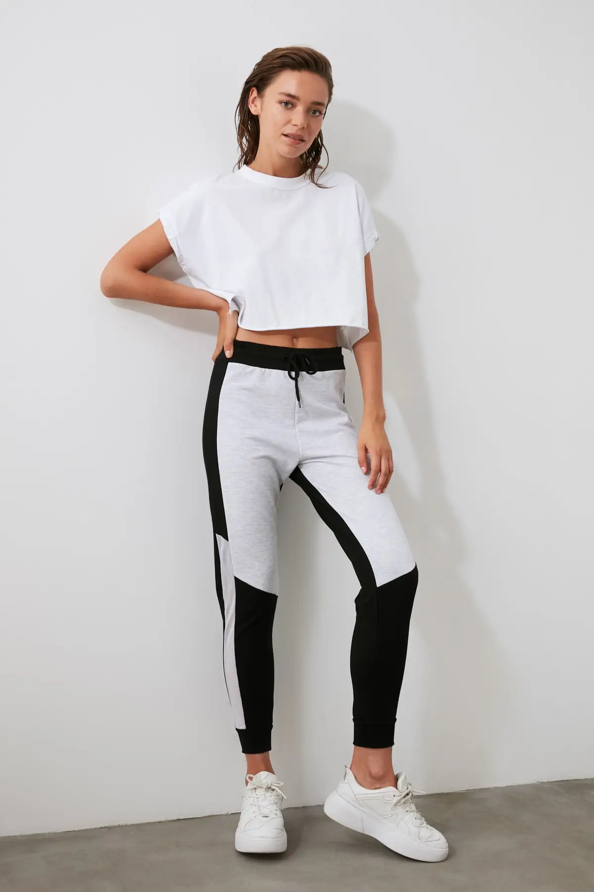 Трендовые черные трикотажные спортивные штаны TWOSS19GS0112|Беговые штаны| |