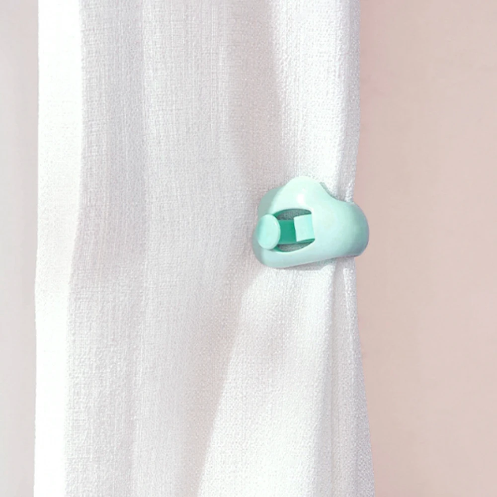 

6PCS Bed Sheet Clips Non-Slip Fitted Quilt Sheet Holder Clip Bed Sheet Grippers Clip Set Mattress Fasten Fixator Holder