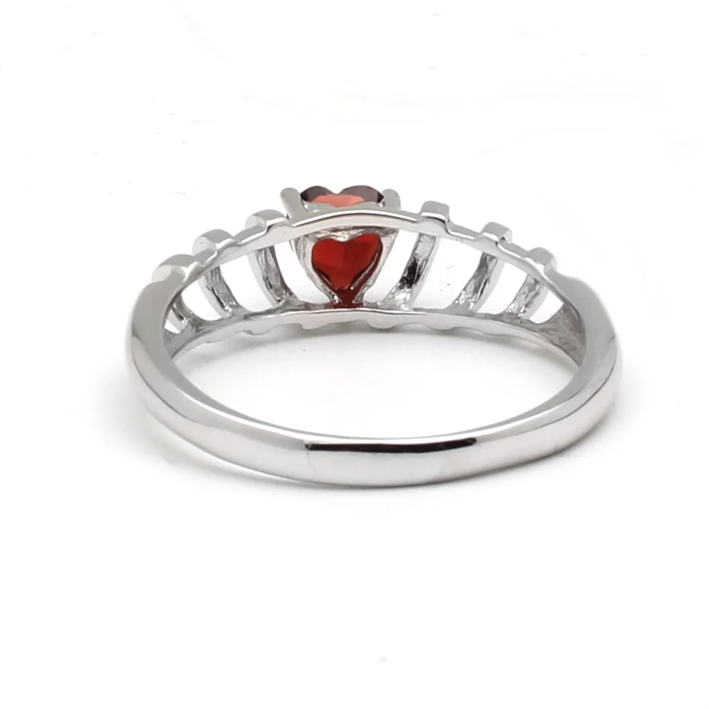 Женский кольцо из стерлингового серебра 925 Сердце красный гранат 5x5 мм камень