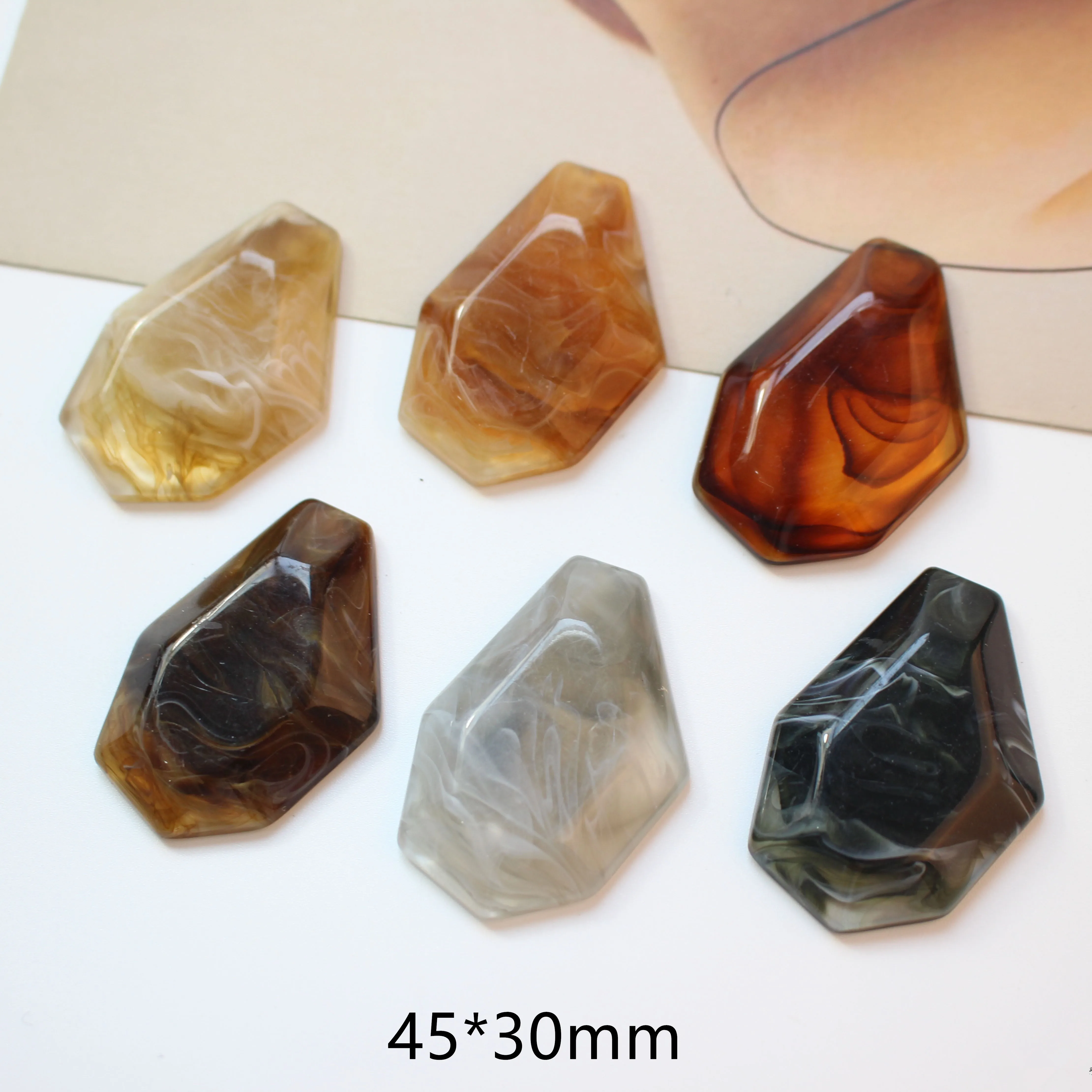 

Wholesale 40pcs/lot color print geometry irregular shape resin flatback beads diy jewelry earring/garment accessory