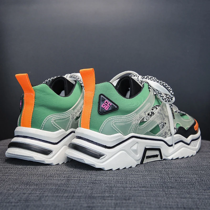 Модные женские кроссовки зеленого цвета на толстой подошве из искусственной