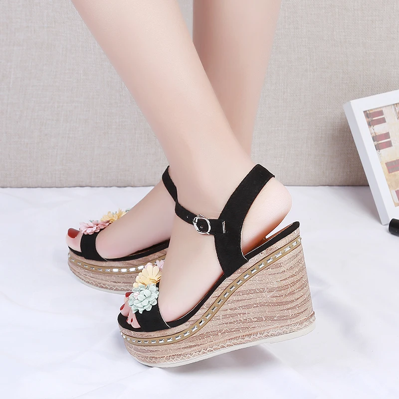 

2021 Summer Flat Sandal Shoe Women's Heels Suit Female Beige Clogs Wedge Increasing Height Buckle Strap Without Girls Fashion Bl