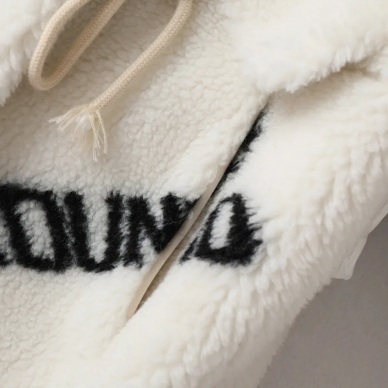 Бархатное пальто из овечьей шерсти с частицами комбинированное женское меховое