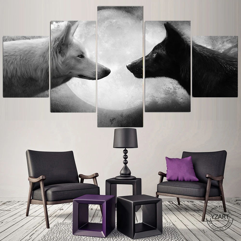 

Картина из 5 предметов с изображением волка, черно-белая