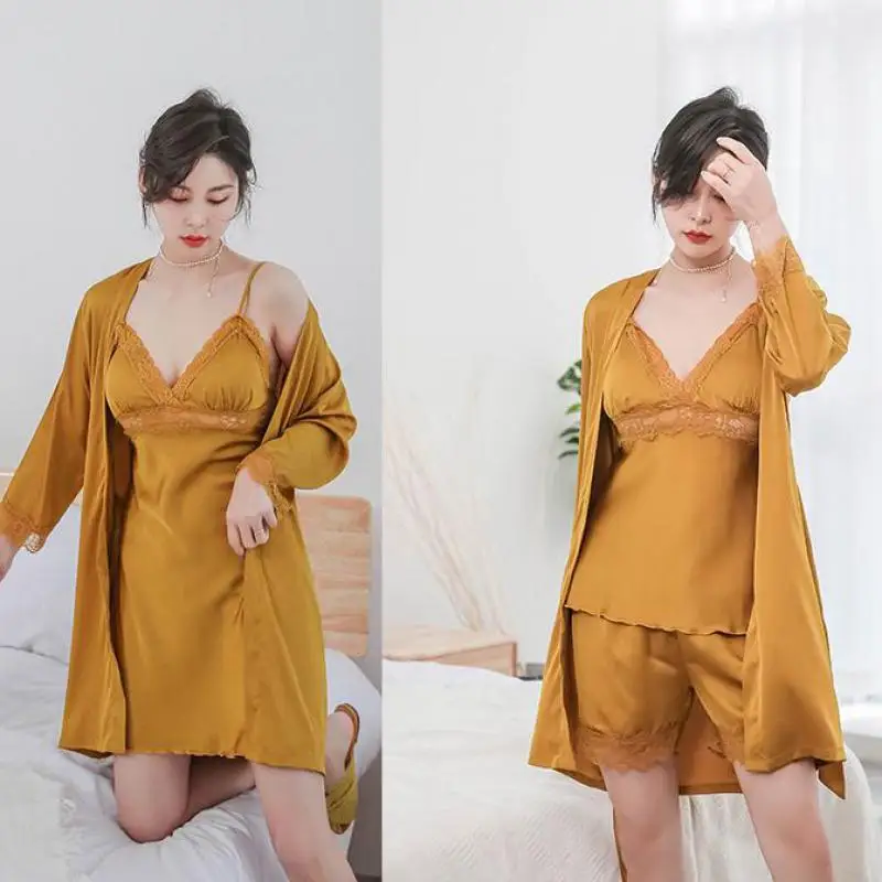 Комплект женский атласный из 4 предметов пикантная кружевная короткая Пижама