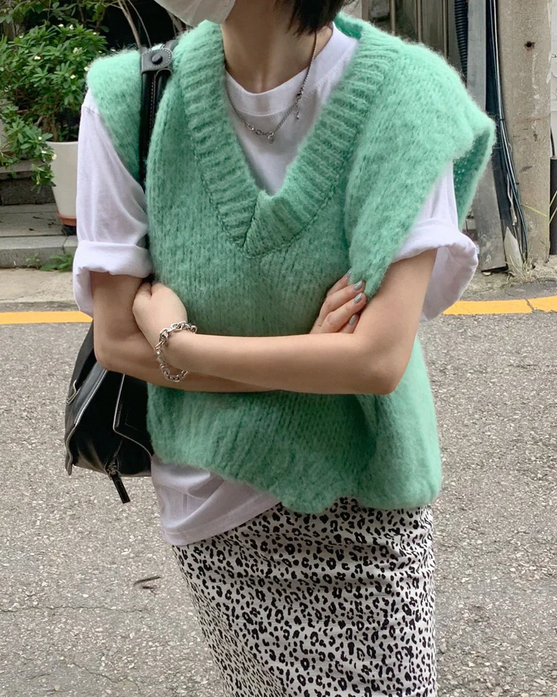 

New Loose Sleeveless Sweater Spring Autumn Women Vest Sweaters Knitting Vest Joker Knitted Vest Wool Oversize Girls Pullover