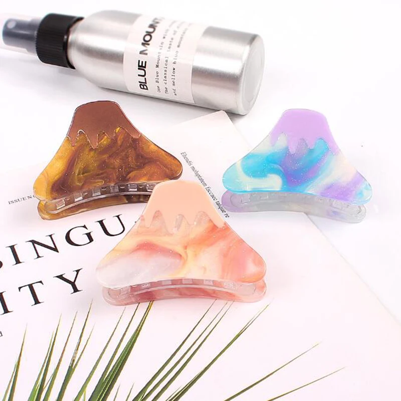 

Acrylic Gradient Hair Claw Geometric Hair Claws Crab Clamps Charm Lady Hair Clips Retro Make up Hairdress Hair Styling Tool