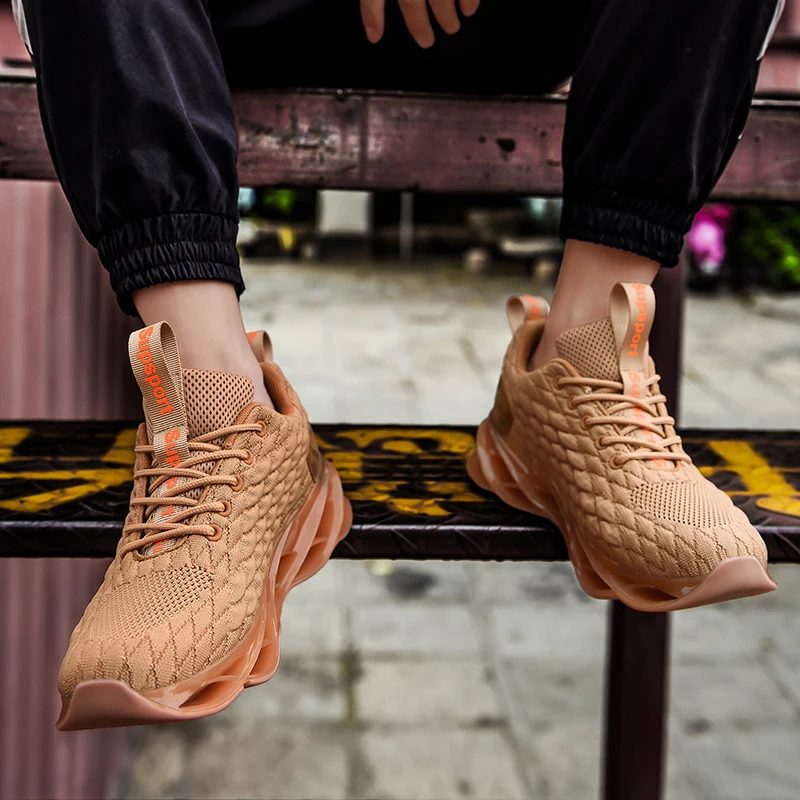 Мужские кроссовки для бега с резиновой подошвой большие размеры | Спорт и