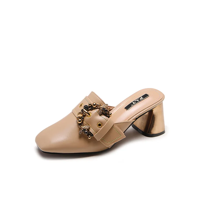 

Slippers for New Korean fashion Rhinestone thick heel shoes in spring and summer of 2021