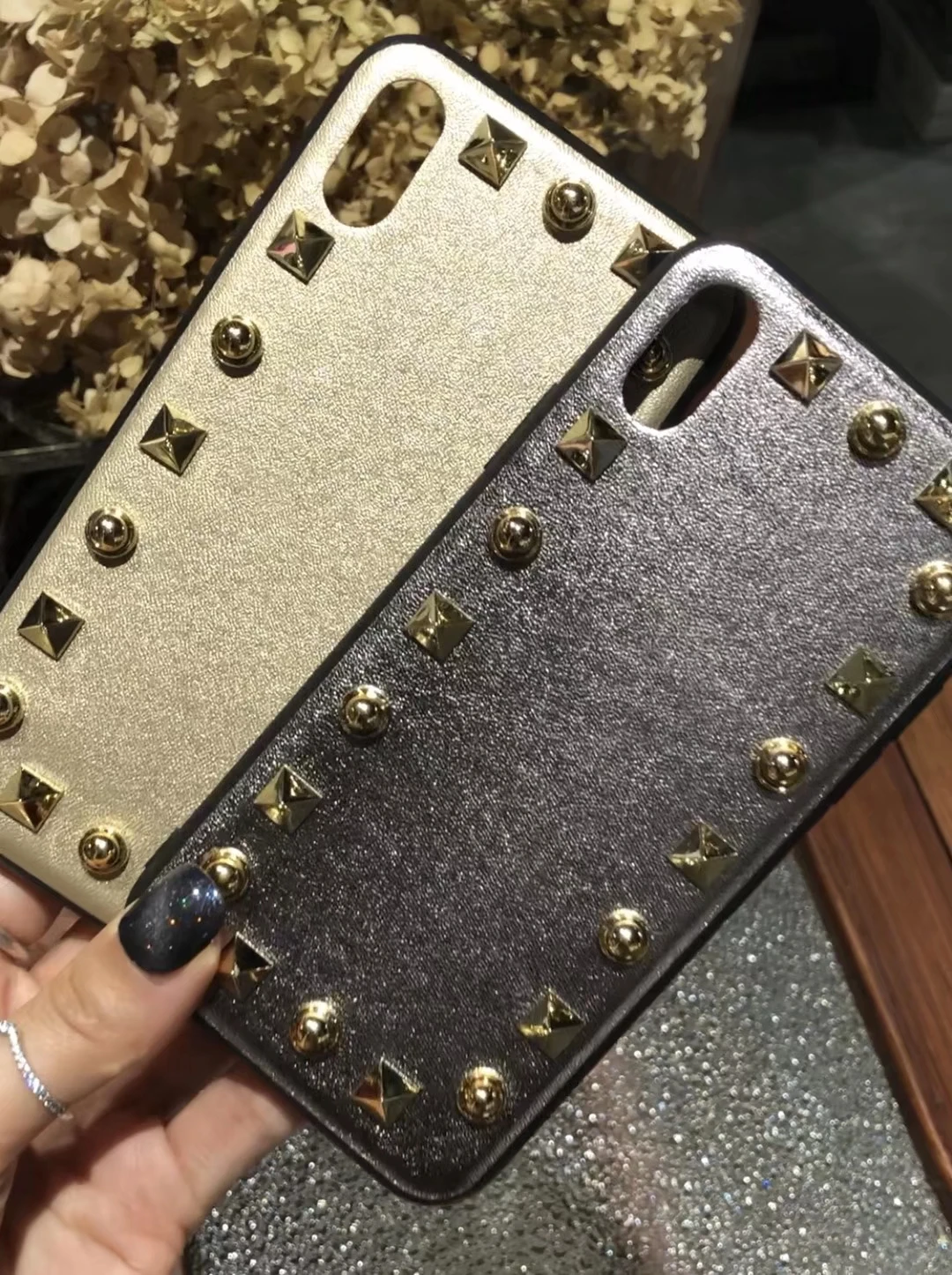 Роскошный кожаный чехол с шипами и заклепками красочные ювелирное Чехол для