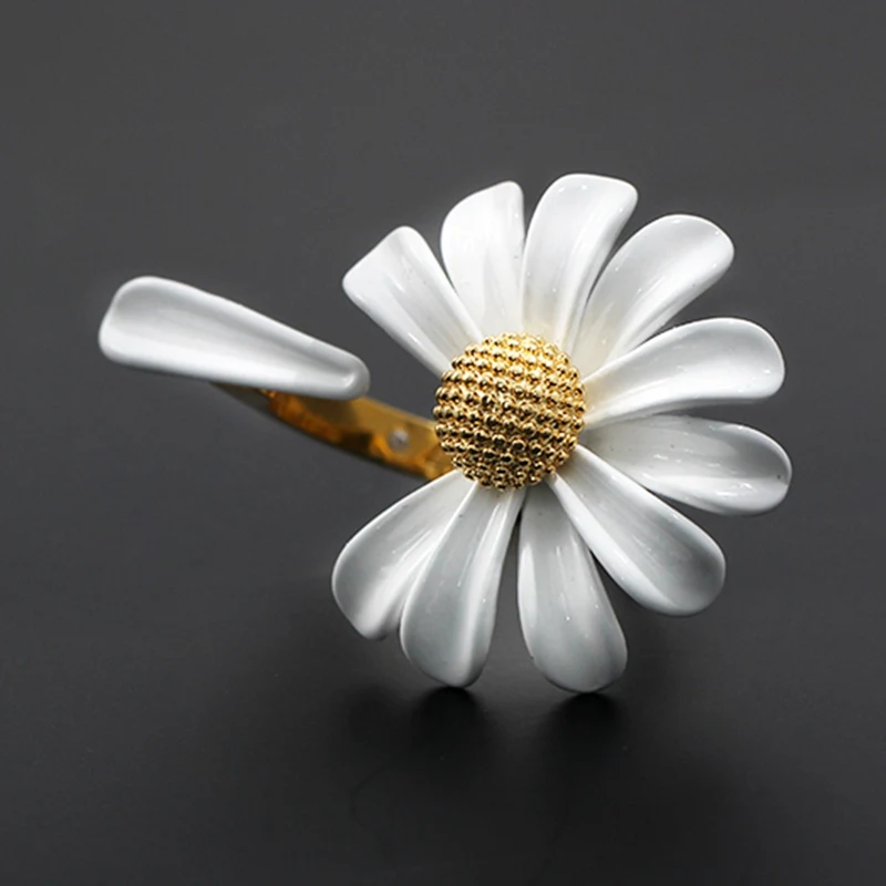Spring White Enamel Daisy Flower Vintage Rings Elegant Simple Temperament Opening Daisy Rings For Women Jewelry Party Gifts
