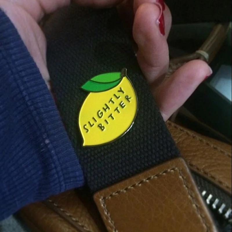 Лимонная эмалированная заколка слегка горький мультяшный значок забавная с
