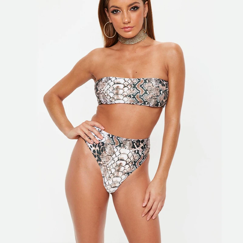 Бюстгальтер из змеиной кожи с открытыми плечами и змеиным принтом пуш ап без
