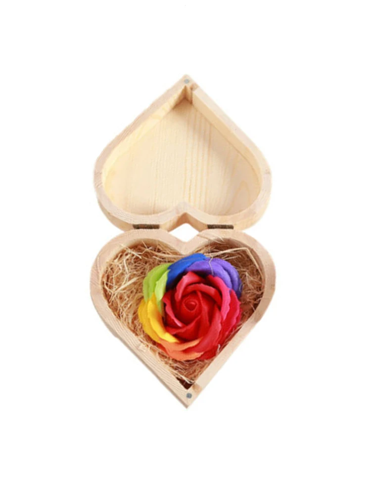

Romantic Rose Soap Flower Petal Heart Wooden Box Bath Body Rose Flower Soap Handmade Valentine's Day Gift Wedding Decoration