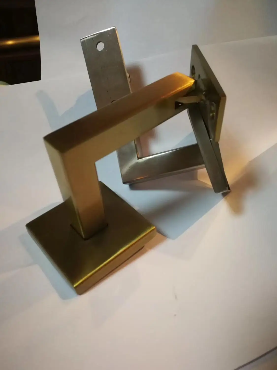 Настенный квадратный кронштейн для лестничных систем | Обустройство дома