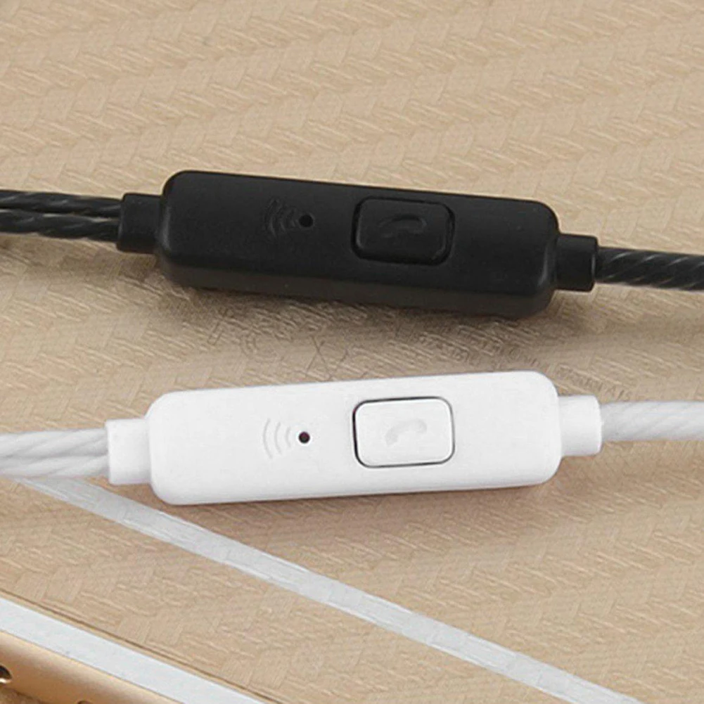 

Fashion In-ear Heavy Bass 3.5mm Plug Universal Wired Music Sports Earphones with Microphone earphone