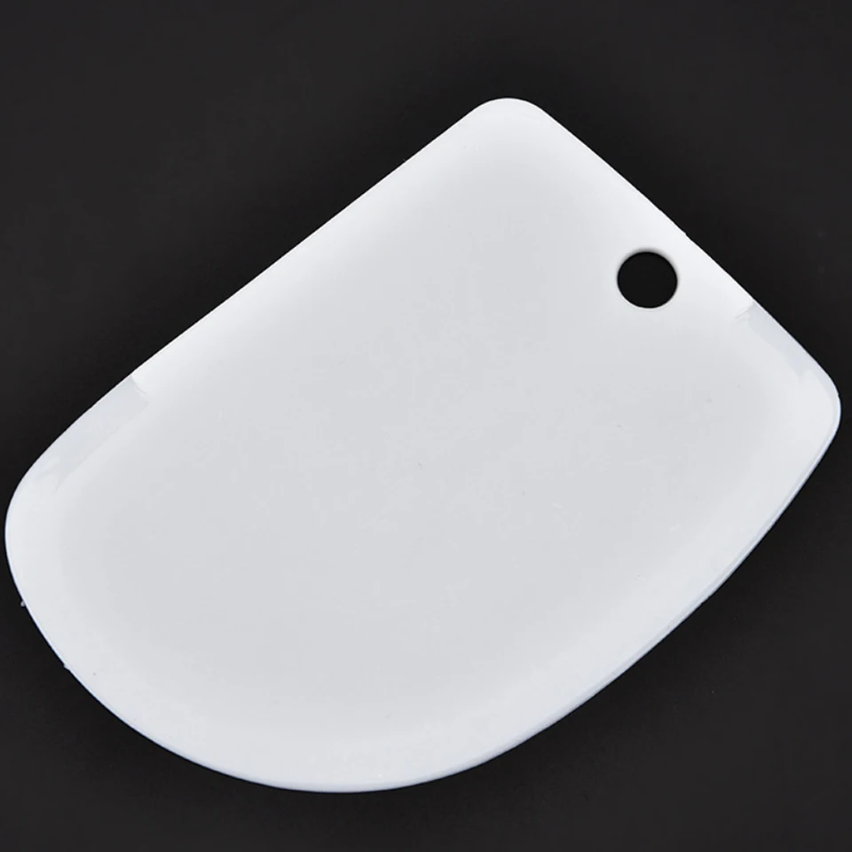 Пластиковый инструмент для теста пластиковый полукруглый зубчатый