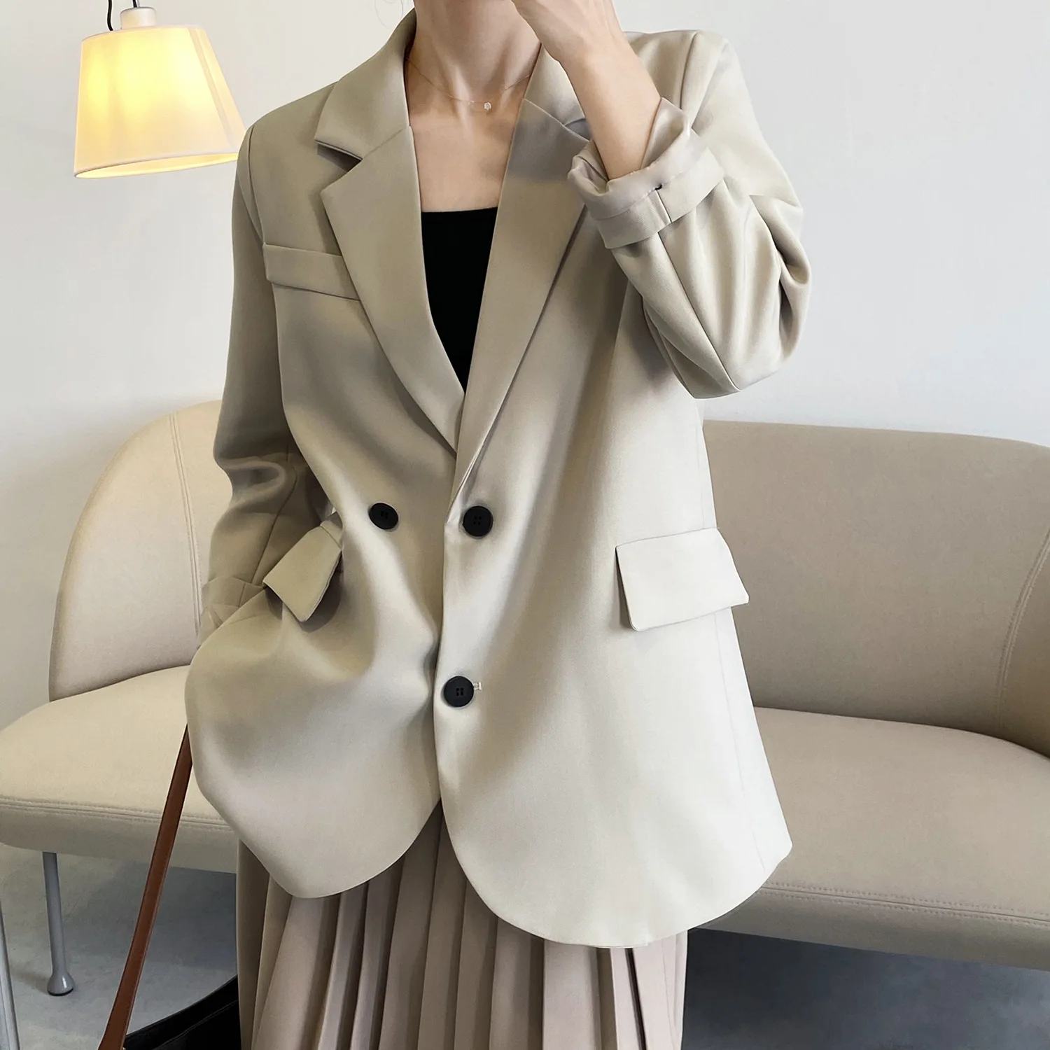 

2021 Spring Summer New Women Vintage Blazer Single Buttons Solid Female Retro Oversized Suit Jacket Outwear casaco feminino