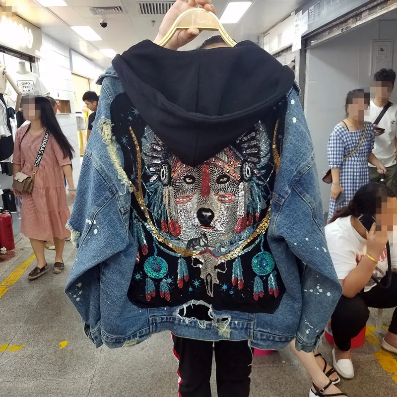 

Women's New Trend Wolf Totem Beaded Hole Denim Jacket Retro Raw Edge BF Wind Heavy Industry Loose Women's Denim Coat