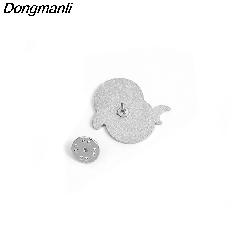 

P5744 Dongmanli Creativity Universe Astronaut Hard Enamel Pin Starry sky whale Brooches Cute Badge Lapel Jewelry Kids Gift