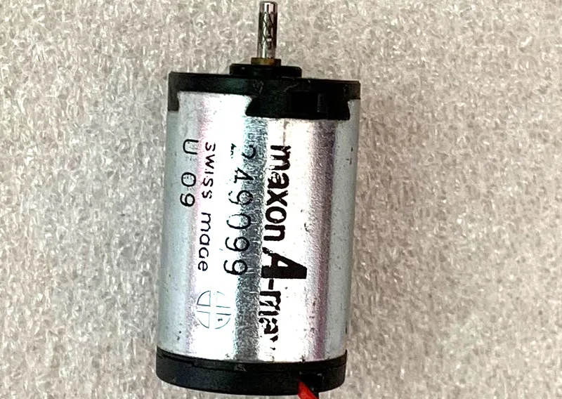Фото Б/у DC1.5V 3V maxon A-Макс 16 мм Швейцарский мини полые чашки высокоскоростной мотор 249099 Б/у DC1.5V 3V maxon A-Макс 16 мм Швейцарский мини полые чашки высокоскоростной мотор 249099