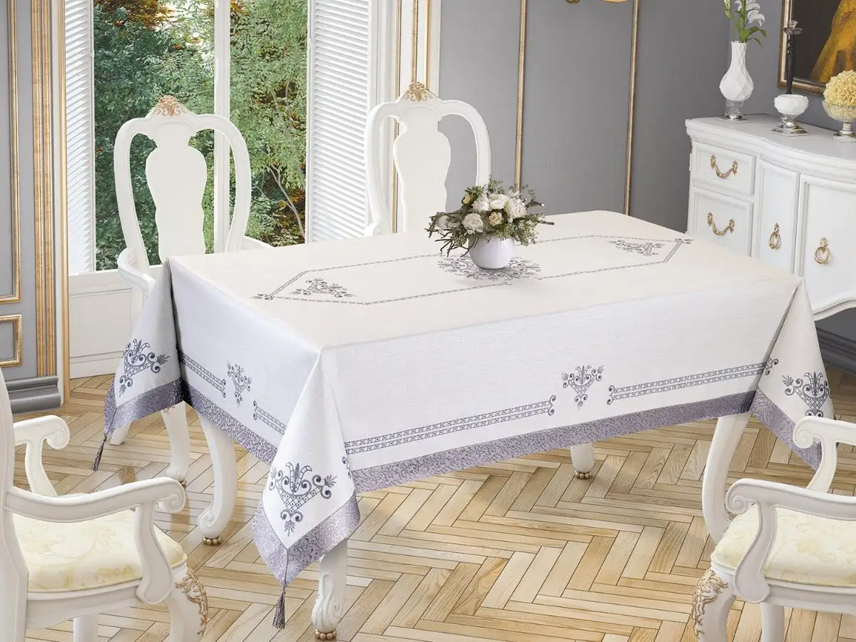 

Tulip Printed Rectangular Tablecloth Silver