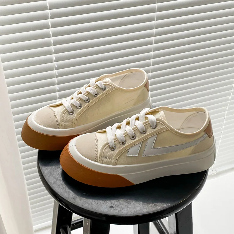

2021 Stitching Women Low-cut Vulcanized Shoes Autumn Fashion Breathable Lace-up Running Sneakers Outdoor Lady Flat Canvas Shoes