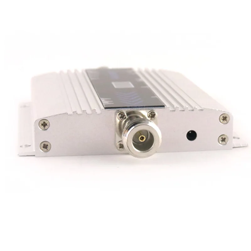 Усилитель сигнала сотовой связи 4G LTE 2600 МГц с антенной для помещений и улицы