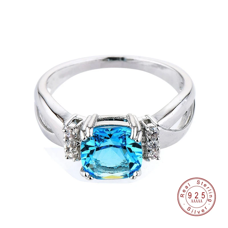 Женское кольцо с фианитом однотонное обручальное серебряного цвета белым 2019 |