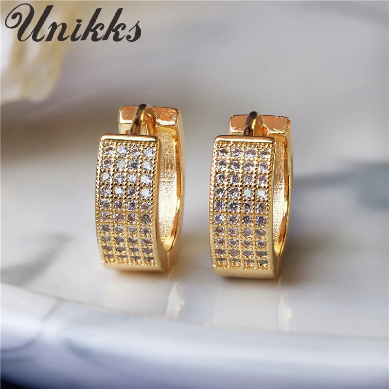 

Net red long creative earrings