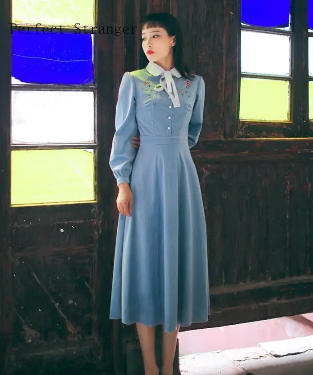 Женское бархатное платье в стиле ретро длинное с воротником Питер Пэн и