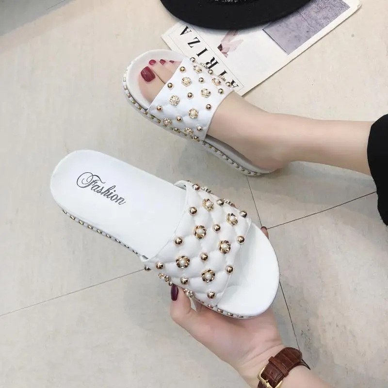

Summer Square Pearl Slippers Women Slide Sandals Mom Beach Slides Slip On Sandals Women Shoes Flip Flops Comfortable