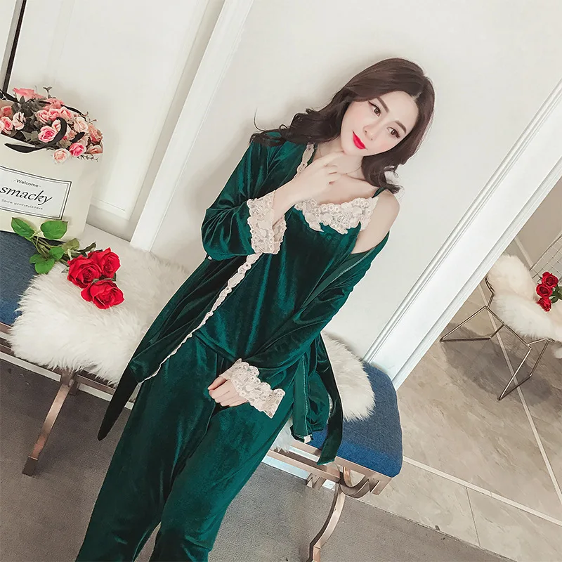 

Women Robes Pijamas Bathrobe Winter Velvet Pyjamas Autumn and Warm Coral Bath Three Piece Suit Female Sleepwear 2021