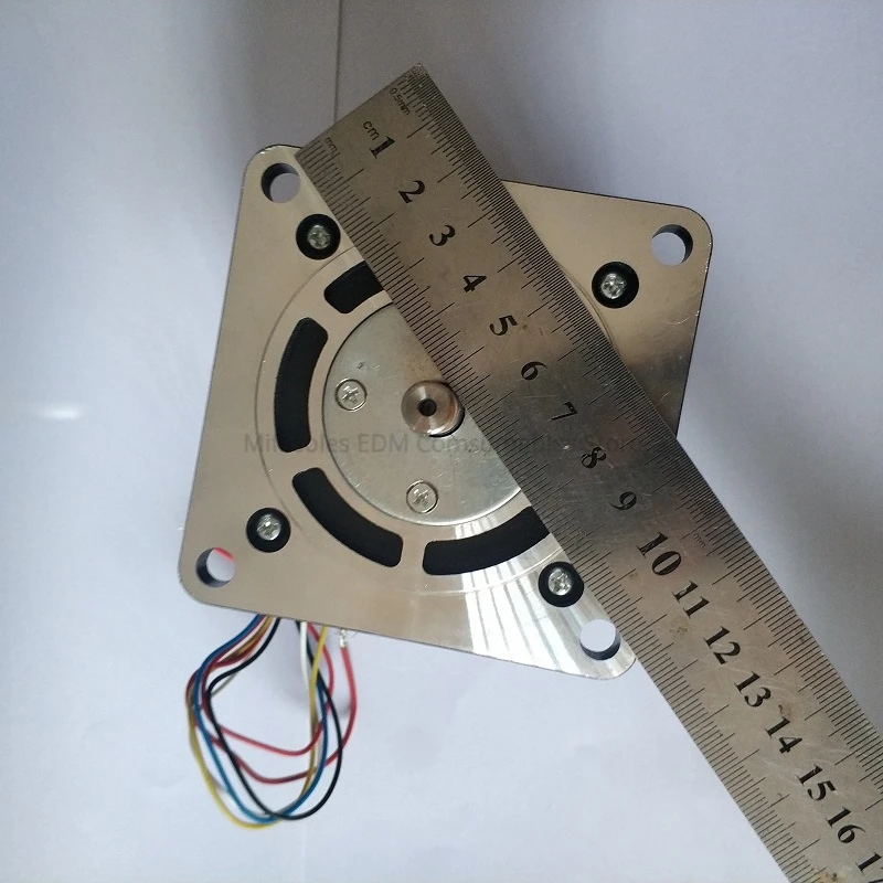 Детали EDM проволочной резки 90BF006 Шаговый двигатель 24 В 3 А Пятифазный десять тактов 6 проводов для станка с ЧПУ.