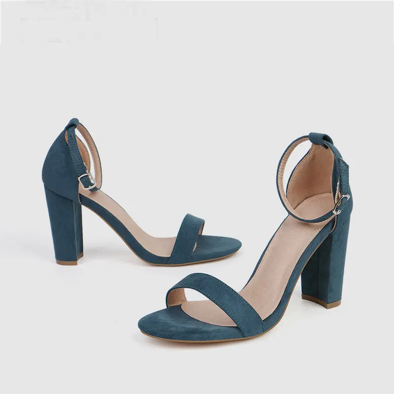 Женские желтые сандалии-гладиаторы с открытым носком на высоком квадратном