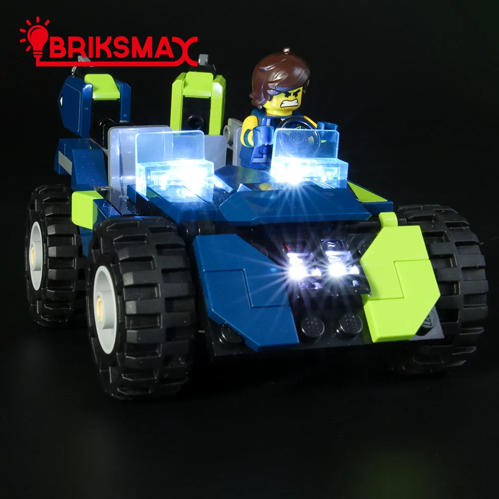 Комплект светодисветильник BriksMax для 70826 (модель в комплект не входит) | Игрушки и