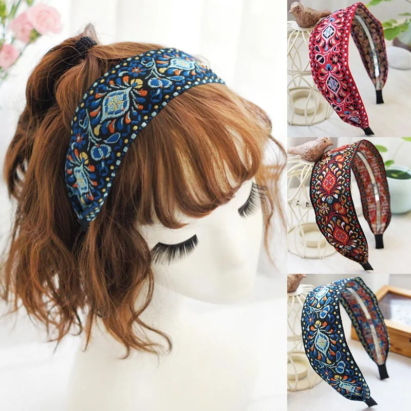 

2020 Bohemian Women's Embroidered Headband Hairband Simple Sweet Girl Hairband Black, Red, Blue