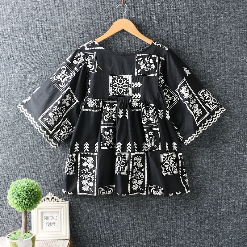 

2020 new summer sweet fresh O neck square embroidery Pullover tops shirt cotton loose tops female