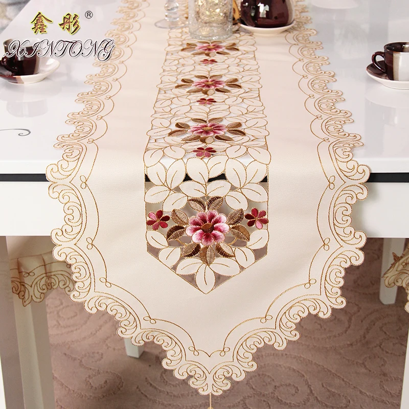 Модная одежда в европейском стиле сад вышивка настольная дорожка специальное