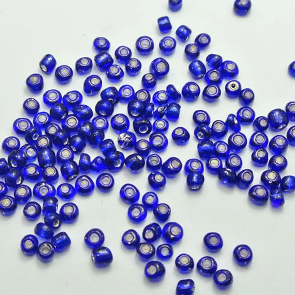 800 г. стеклянные бусины с серебристым покрытием Королевского синего цвета