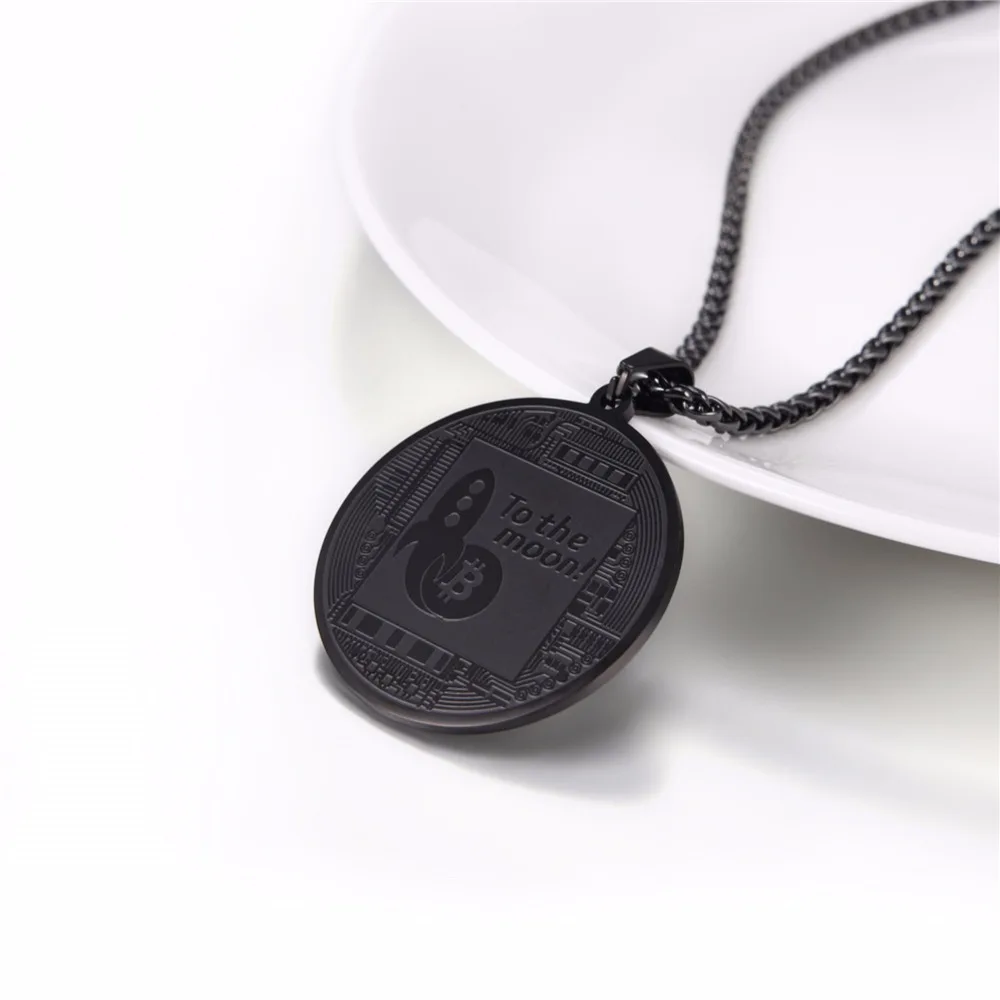

New Fashion Stainless Steel Bitcoin Necklaces Round Pendant for Men Commemorative Coins Bitcoin Virtual Currency Necklace Gift