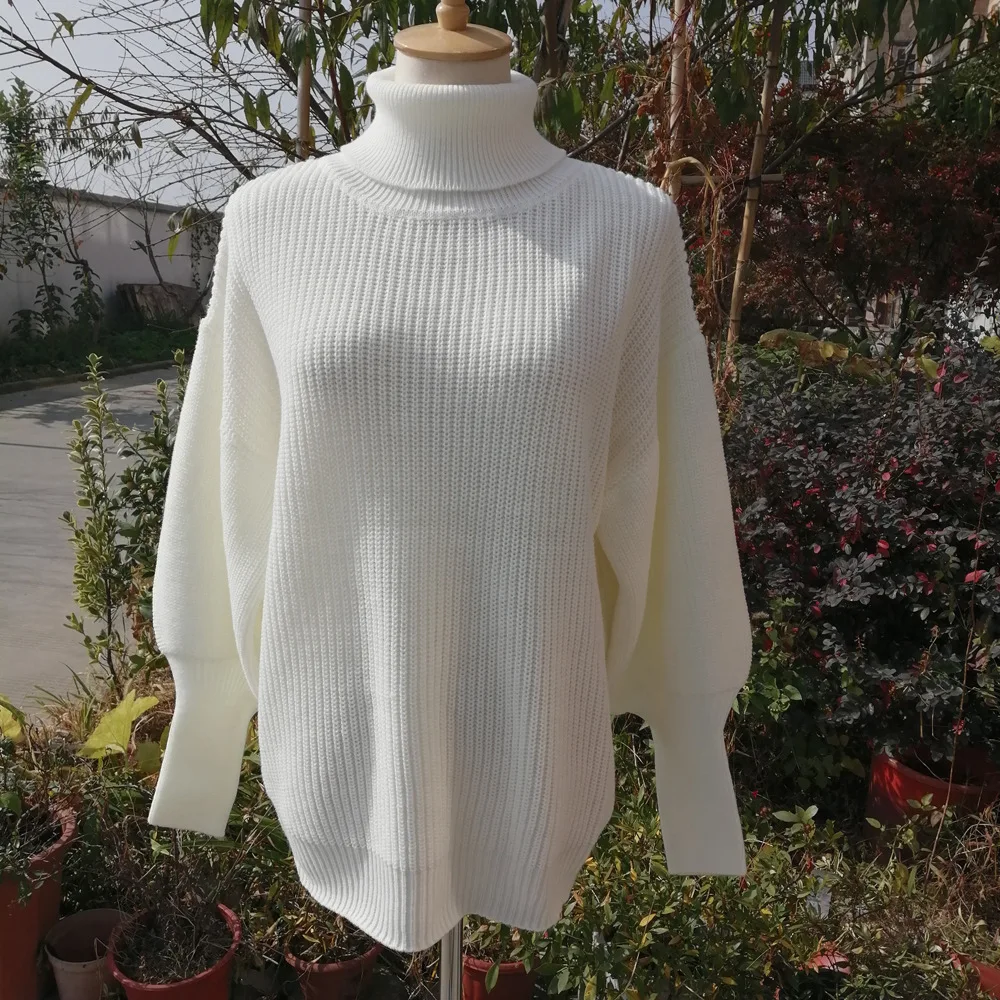 Осенне-зимние женские свитера красные черные белые водолазки с