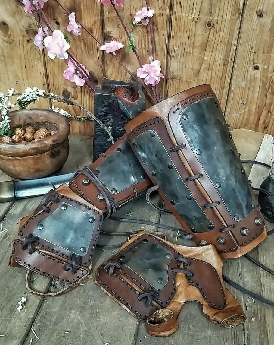 Средневековые ретро готические перчатки для езды на мотоцикле с открытыми пальцами, завязками из кожи и длинными перчатками солдата, боевой бойцовской косплей брони.