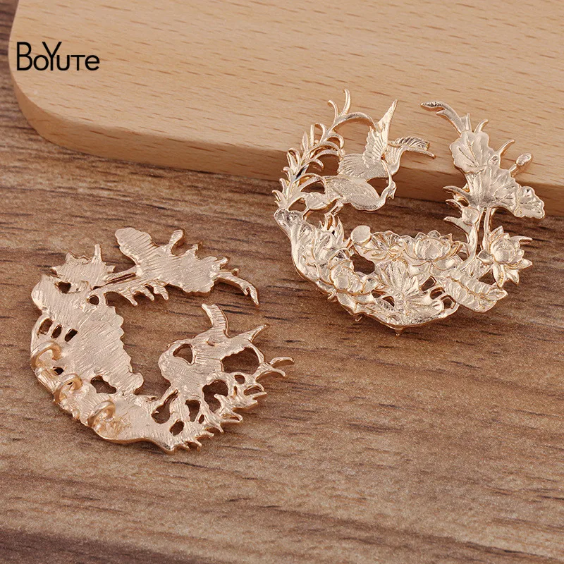 

BoYuTe (10 Pieces/Lot) 33*38MM Metal Alloy Flower Materials with 3 Loops Diy Handmade Jewelry Accessories Wholesale