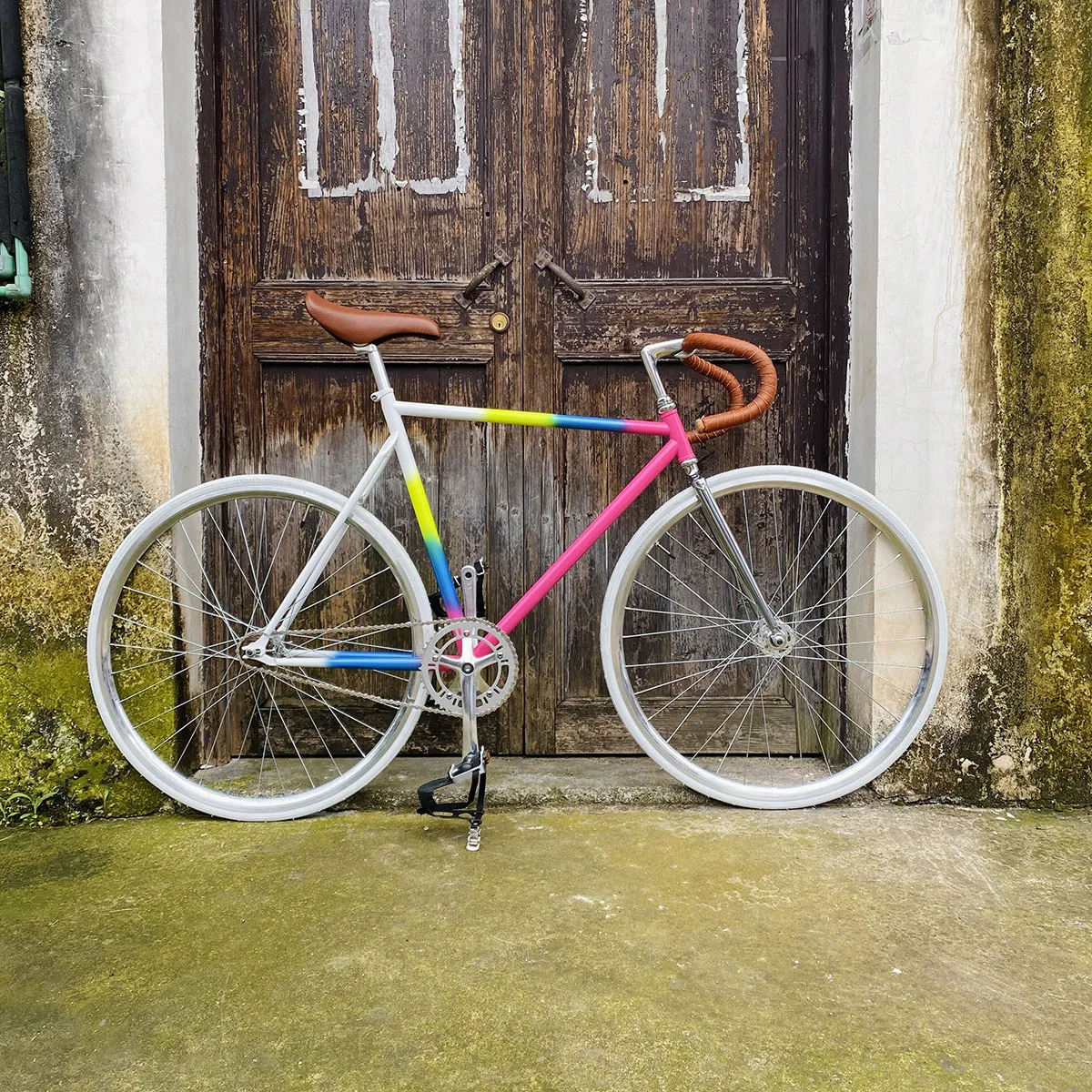 

Велосипед ETALY fixie, стальная односкоростная рама для винтажного велосипеда 56 см, Хромомолибденовая сталь, велосипед с фиксированной передаче...