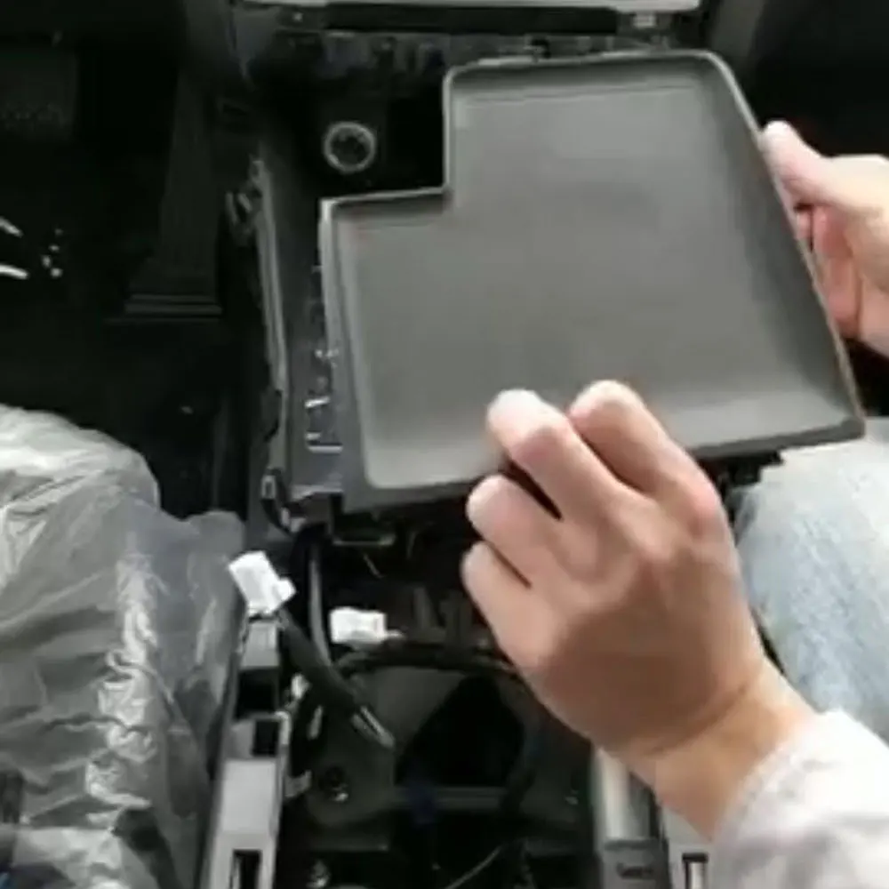 10 Вт QI автомобильное беспроводное Зарядное устройство мобильный для Mazda 6 Atenza