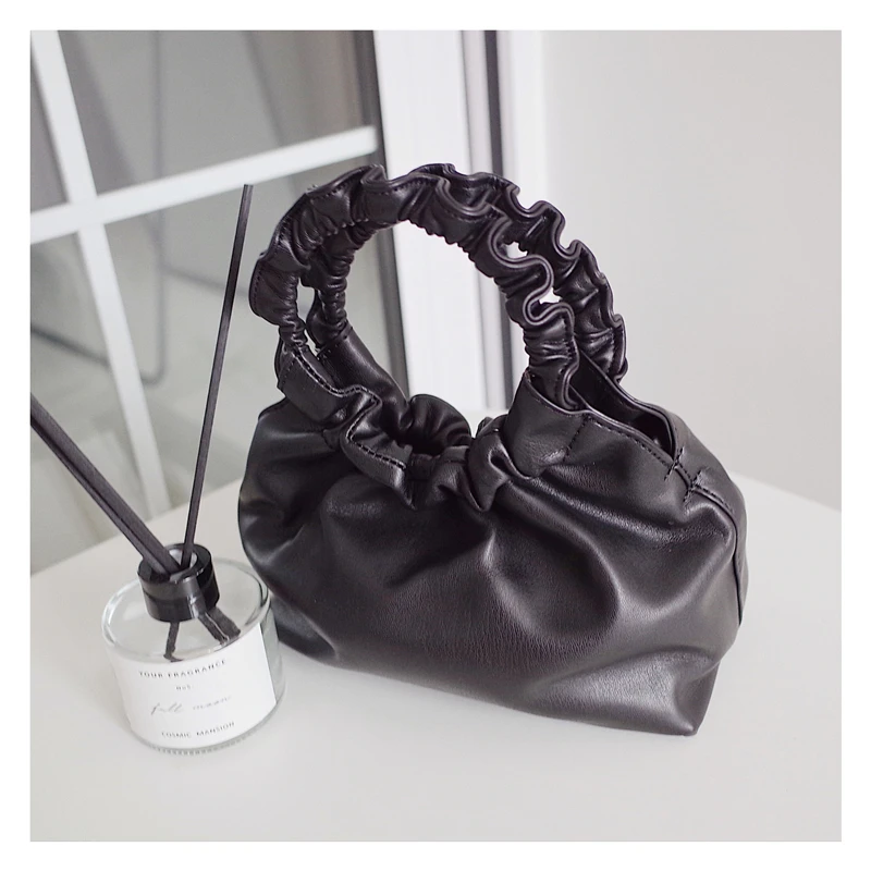 

Women Design Pleated bucket bag Shoulder Crossbody Bag Female ruched messenger bag party Tote Handbag 2020 Spring Summer New