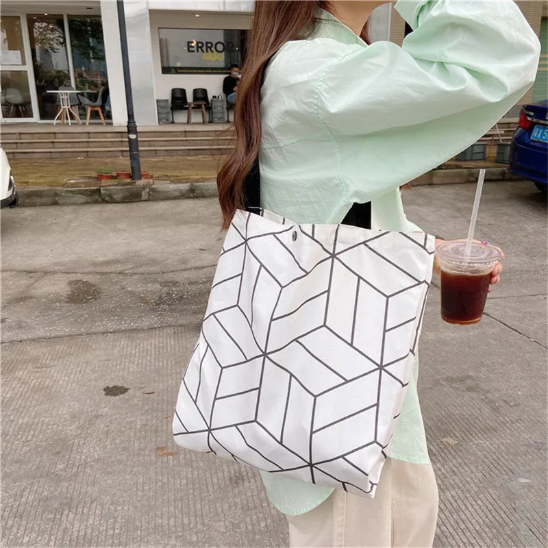 

Женская абстрактная сумка через плечо с геометрическим рисунком, Студенческая Холщовая Сумка, Женская портативная Экологически чистая сум...
